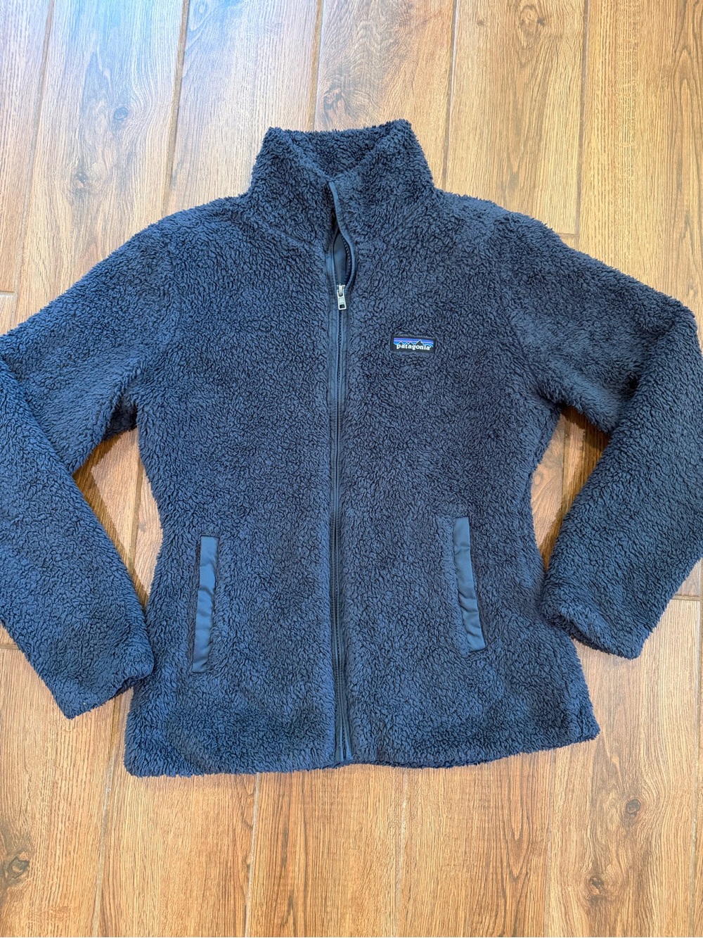 Patagonia grey Teddy Fleece Zip-Up Jacket / women’s small
